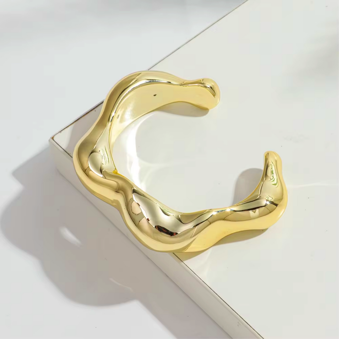 Irreglar Drip Bangle