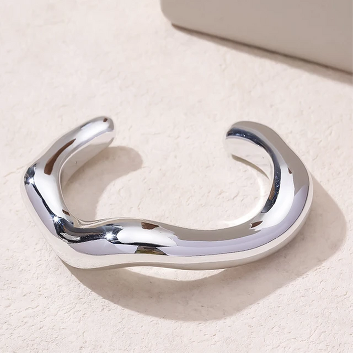 Irreglar Drip Bangle